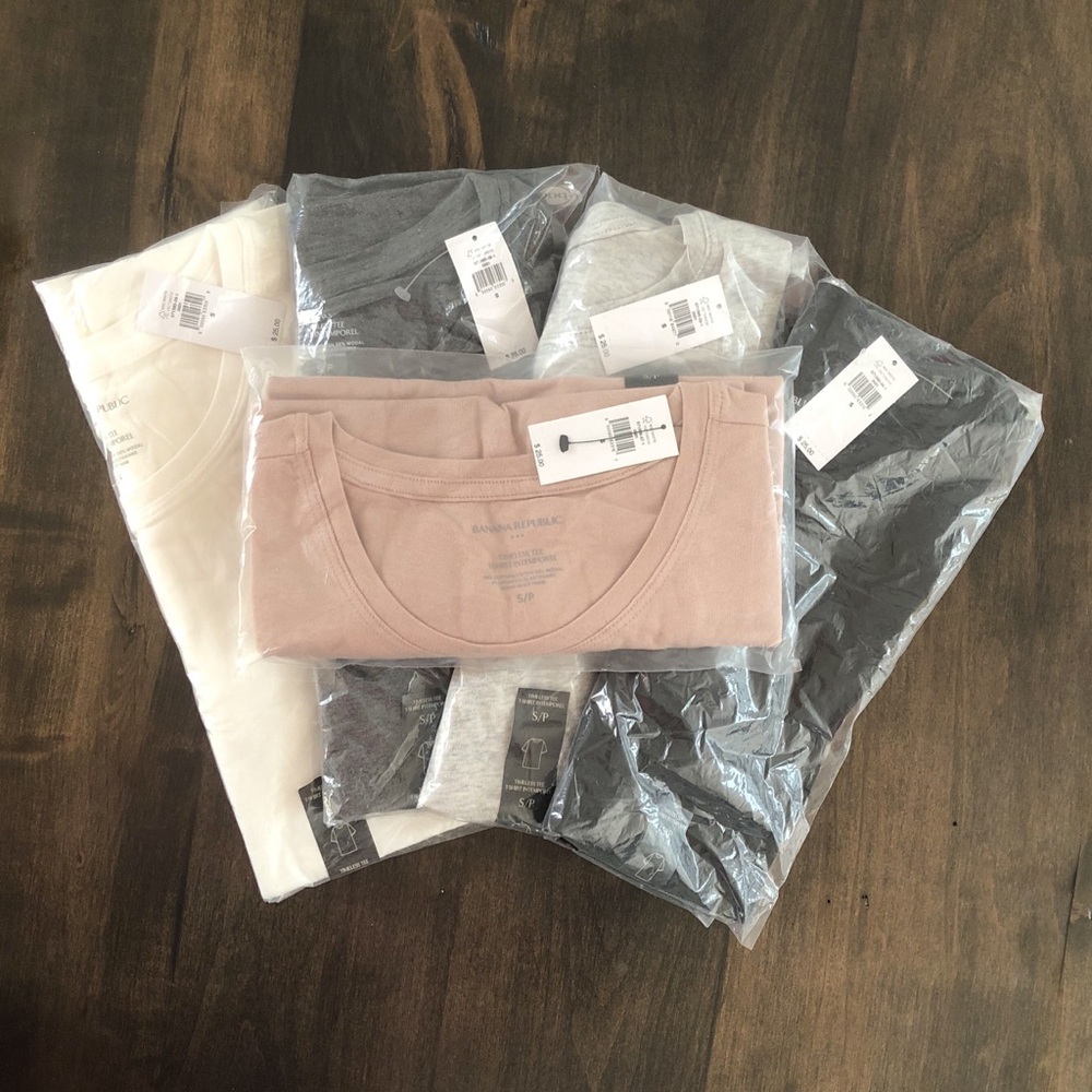 5 Timeless Crew-Neck T-shirt, Banana Republic